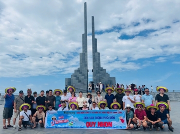 DU LỊCH CÔNG TY 2025: HAI HÀNH TRÌNH - MỘT NIỀM VUI